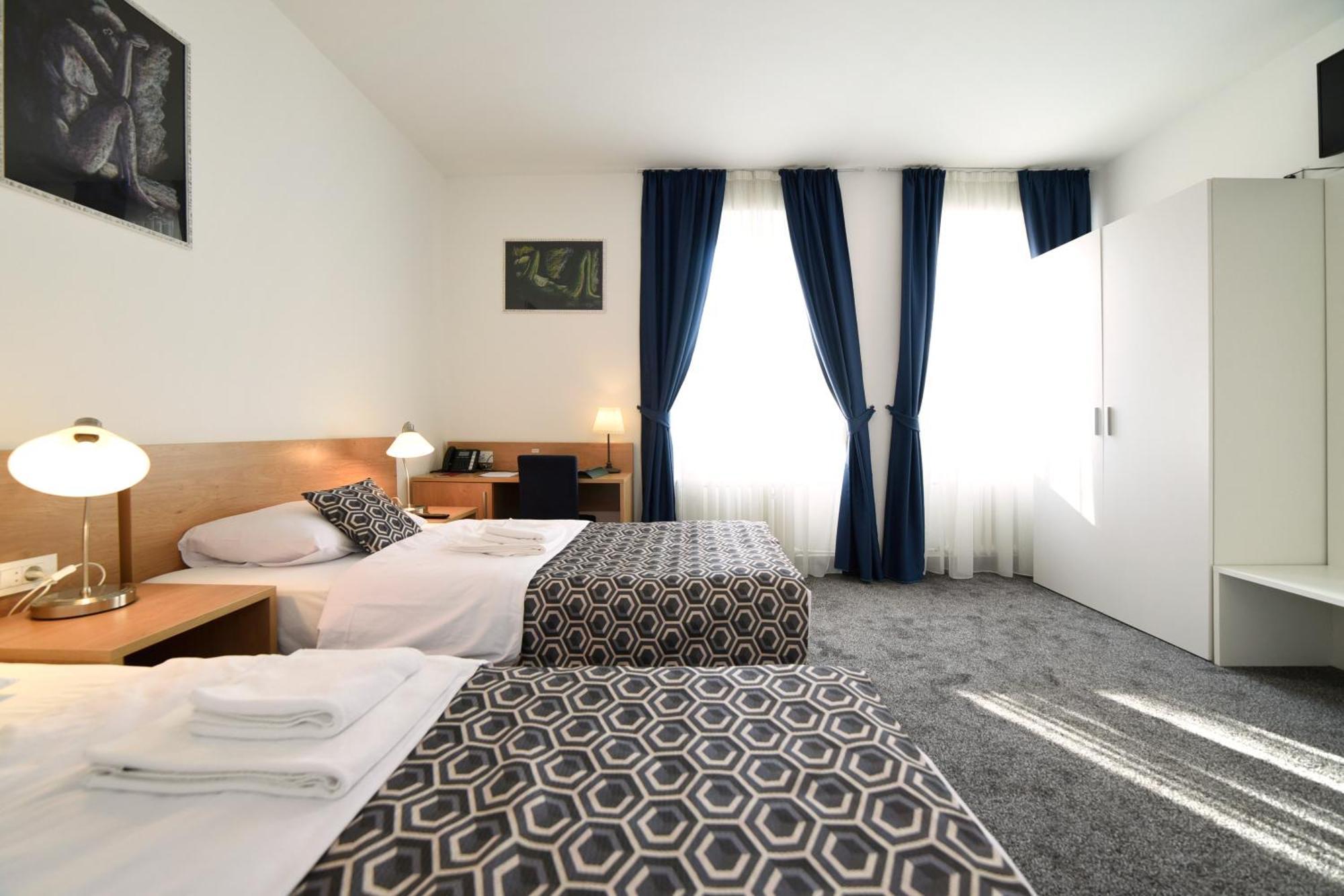 Chambre Triple