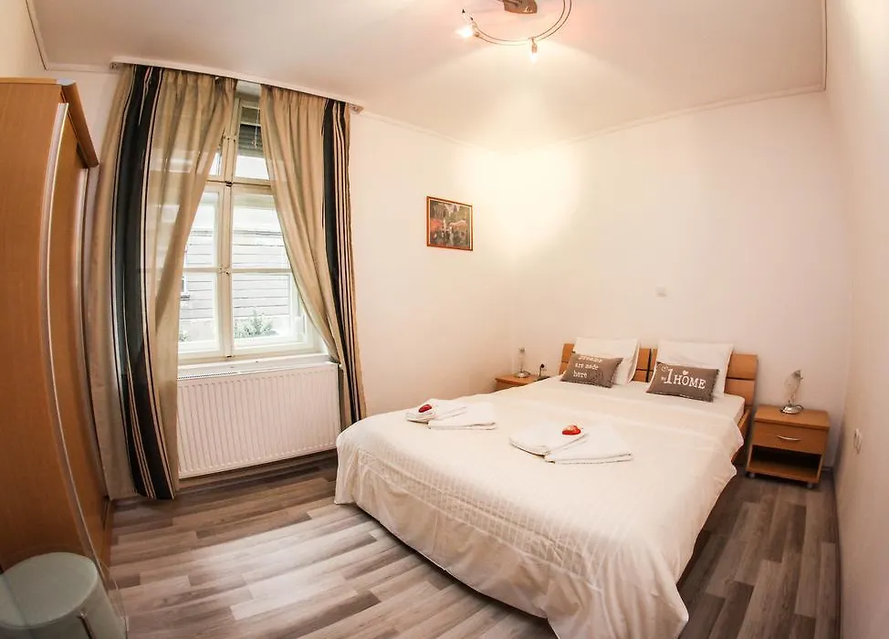 Rooms Eliza-1