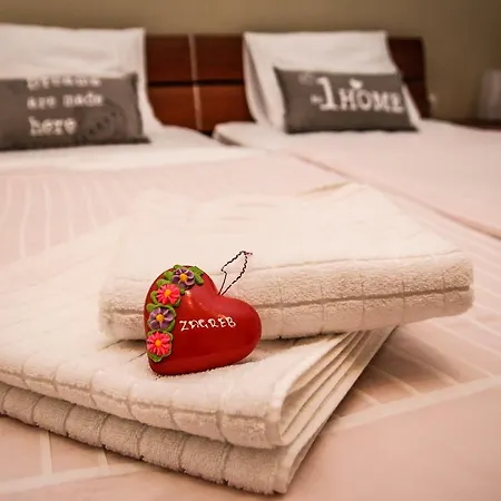 Rooms Eliza-2
