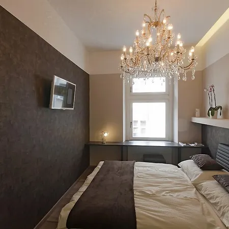Piu Trendy Rooms-3